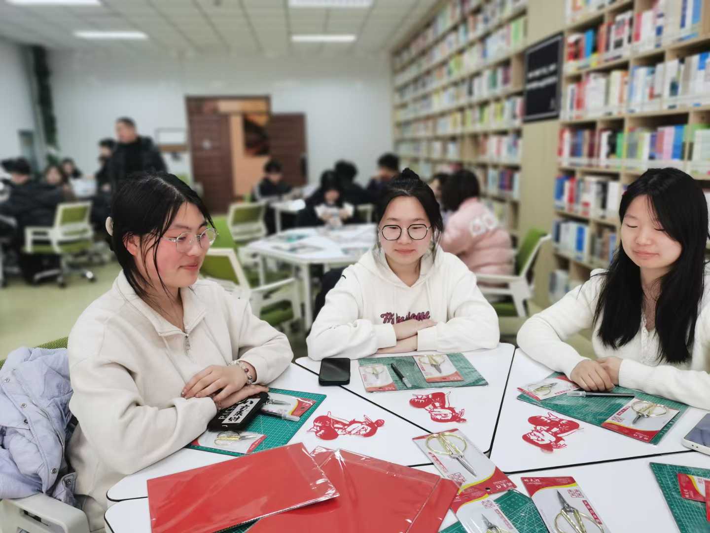 微信图片_20250527143022.jpg